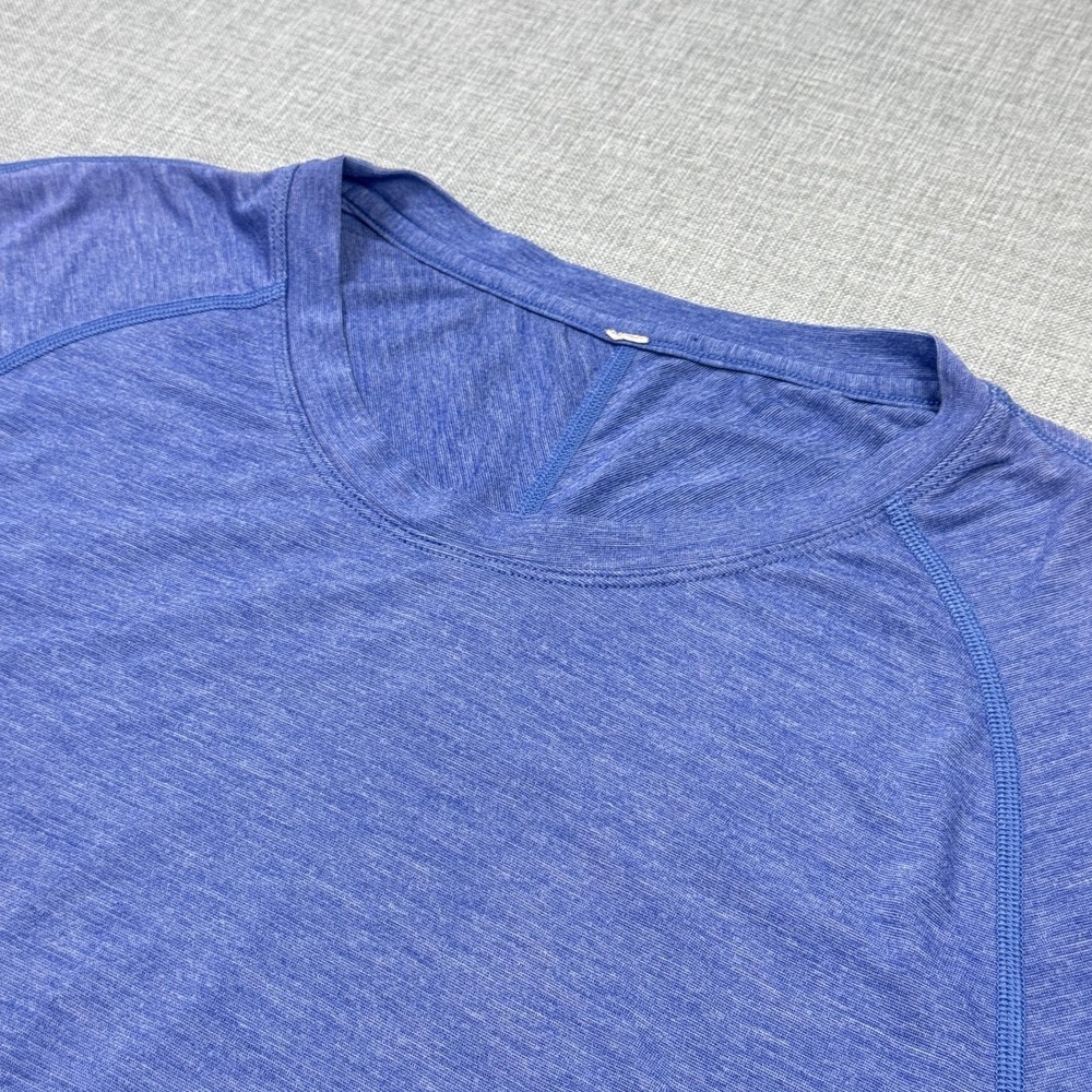 Lululemon Performance Gym T-Shirt Womens XL Blue Athletic Moisture Wicking